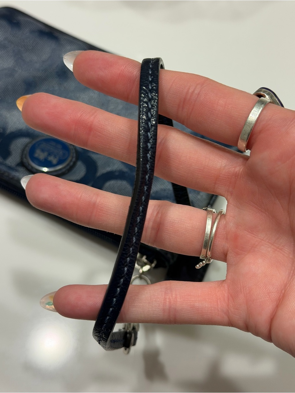Coach Vintage Navy Signature Wristlet - Picture 8 of 10